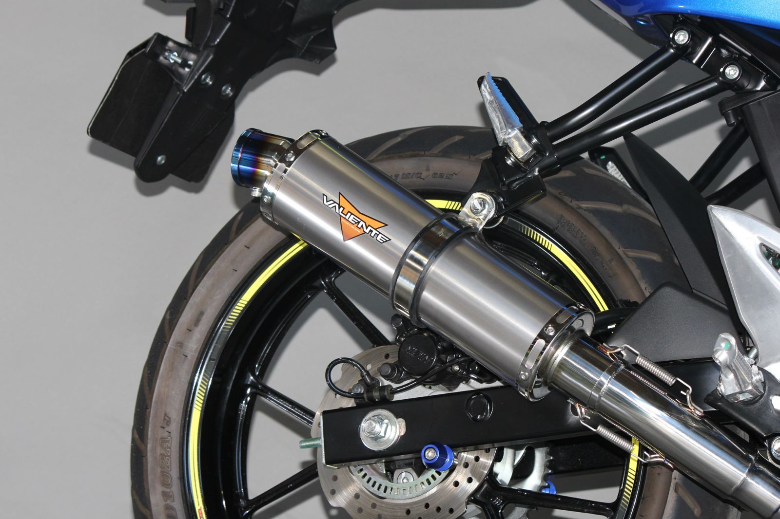 VALIENTE マフラー フルエキゾースト Valiente GSX-R125 マフラー 8BJ-DL32D 2BJ-DL33B スパルタ チタン