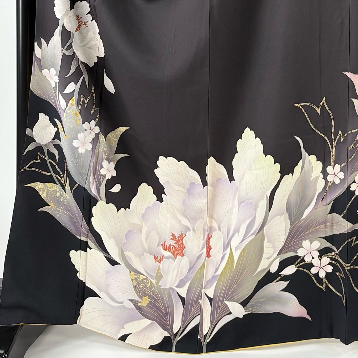 振袖 身丈167.5cm 裄丈68.5cm L 袷 牡丹 桜 箔 金彩 墨色 正絹