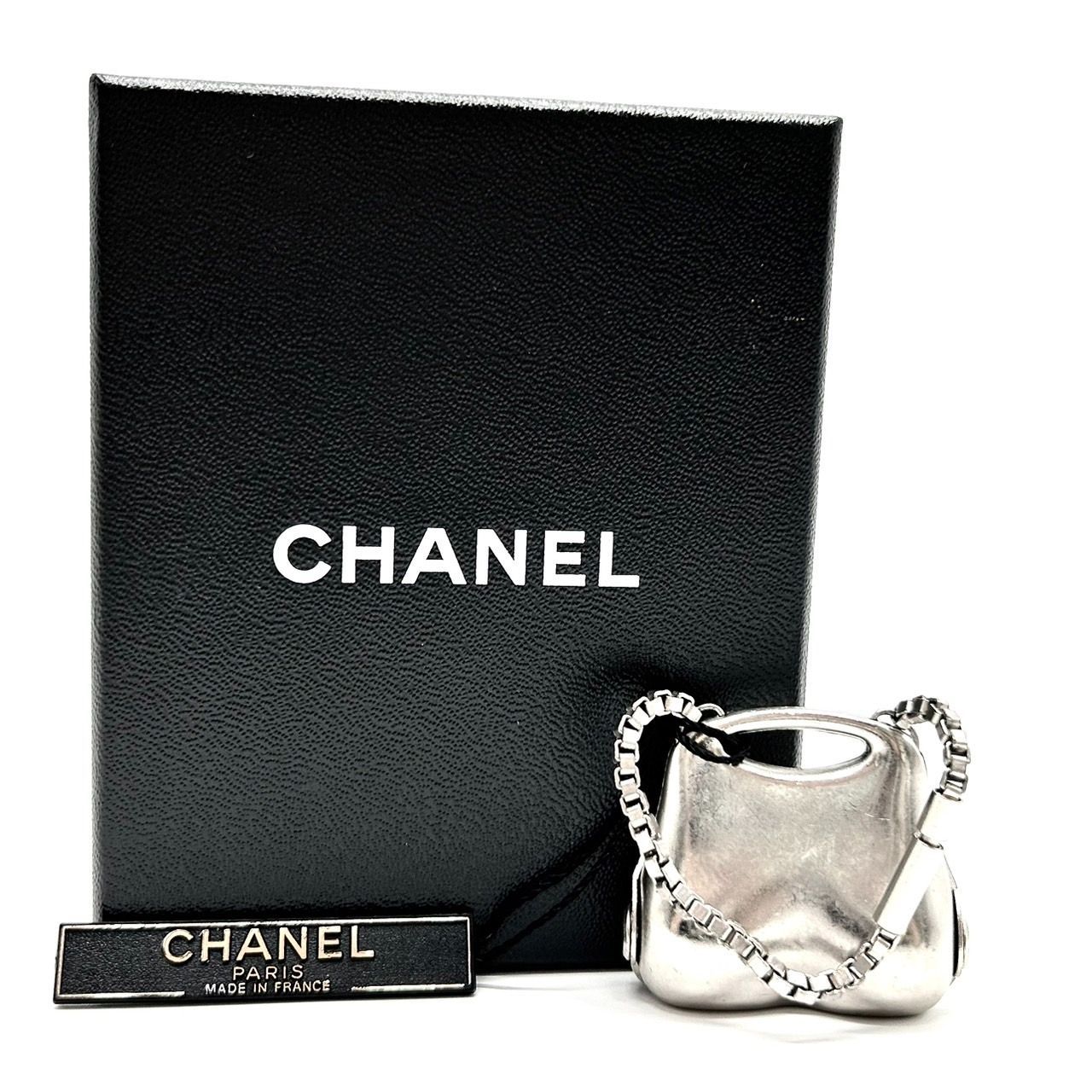 【美品】 CHANEL シャネル ヒップバッグ キーホルダー チャーム シルバー 楽天市場】シャネル CHANEL チャーム ヒップバッグ モチーフ