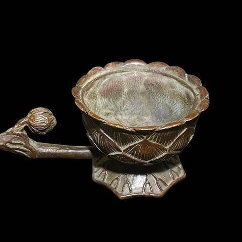 銅細工 蓮華小香炉 香道具 装飾品 工芸品 美術品 置物 - メルカリ