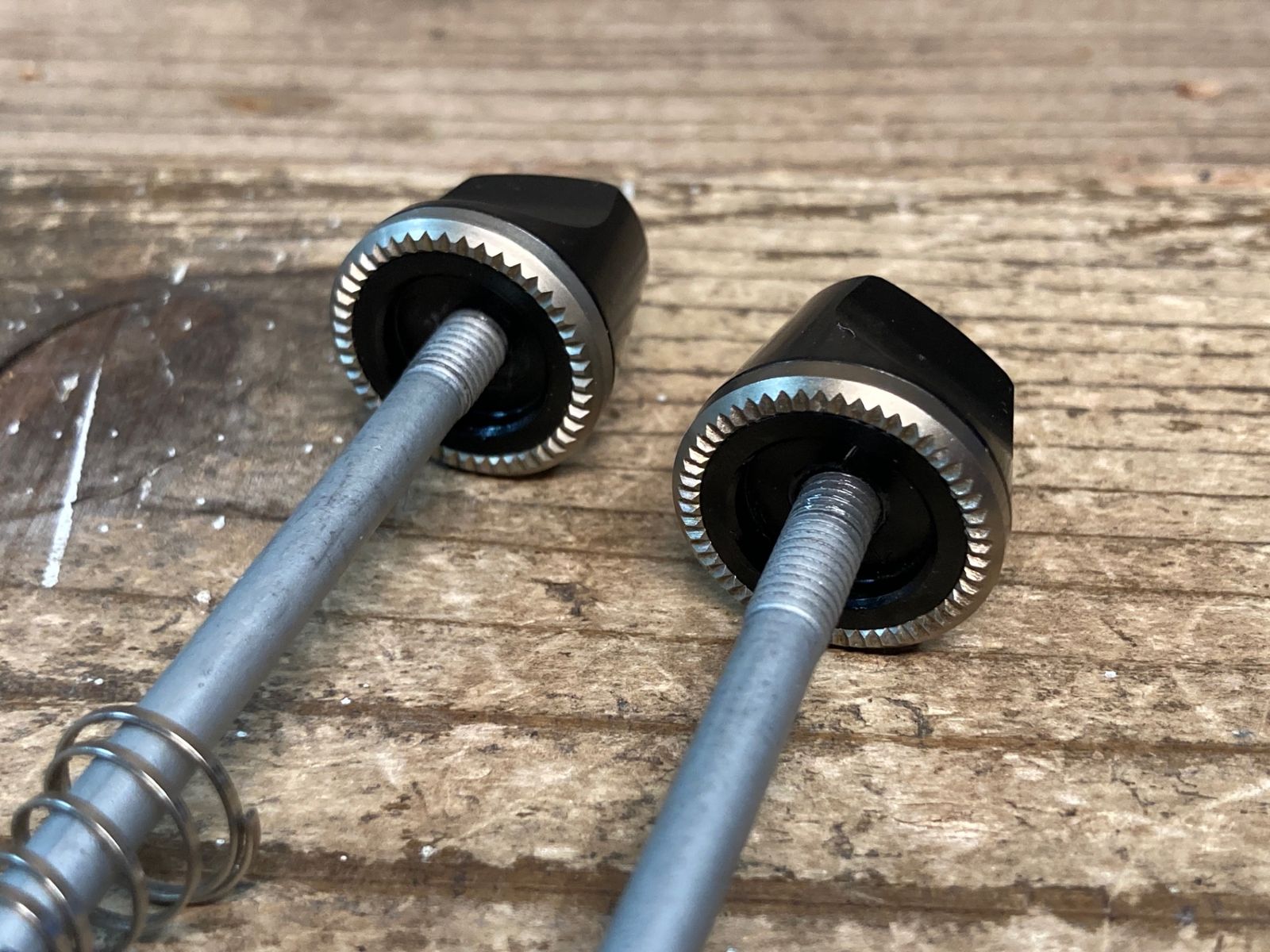 JA660 DT SWISS RWS クイックスキュワー 100 130mm スチールシャフト 前後セット