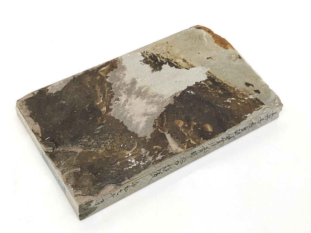 天然砥石 山城銘砥 銘入りこっぱ砥石 大洲藩営唐川村山産伊予砥入 携行 アウトドア用 奥殿 中山 大突 菖蒲谷 等 右京区梅ケ畑産 正本山仕上げ砥石 鍛落挽落付き 肥後守10本函入り x 777 656 g