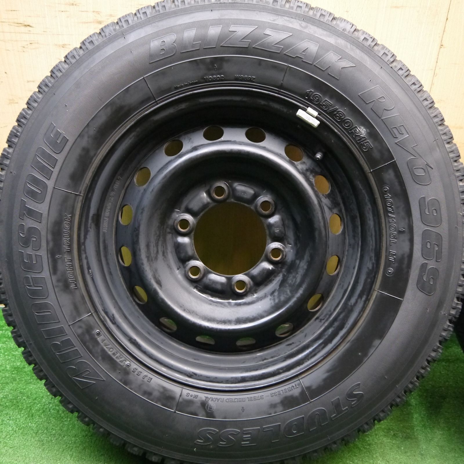 4本価格☆トヨタ ハイエース 純正 スチール 195/80R15 107/105L