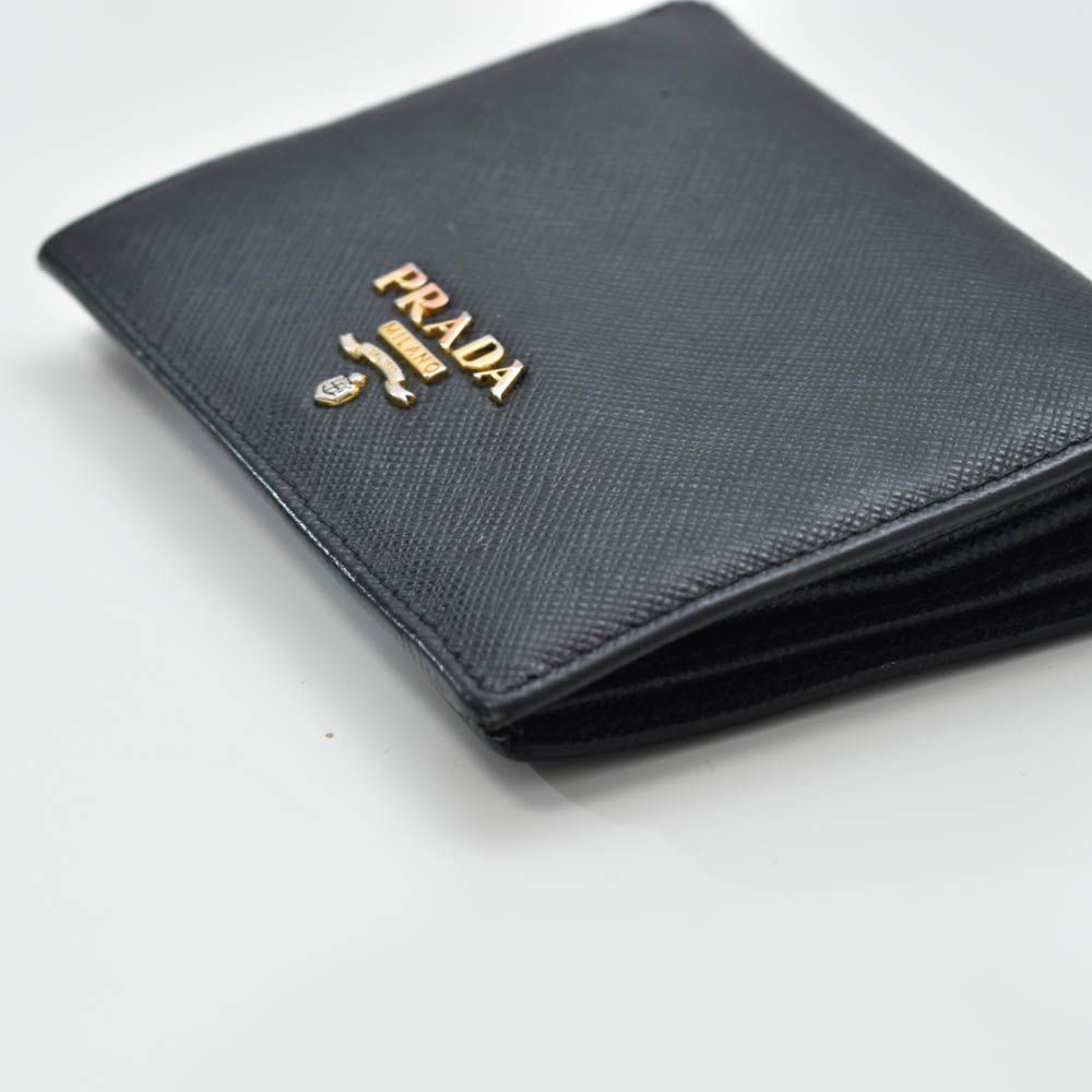 中古USED PRADA 財布 2つ折り サフィアーノ ブラック 72902 0件