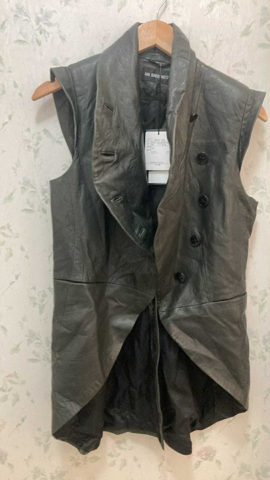 ANN DEMEULEMEESTERアンドゥムルメステールのファンの方必見！！希少