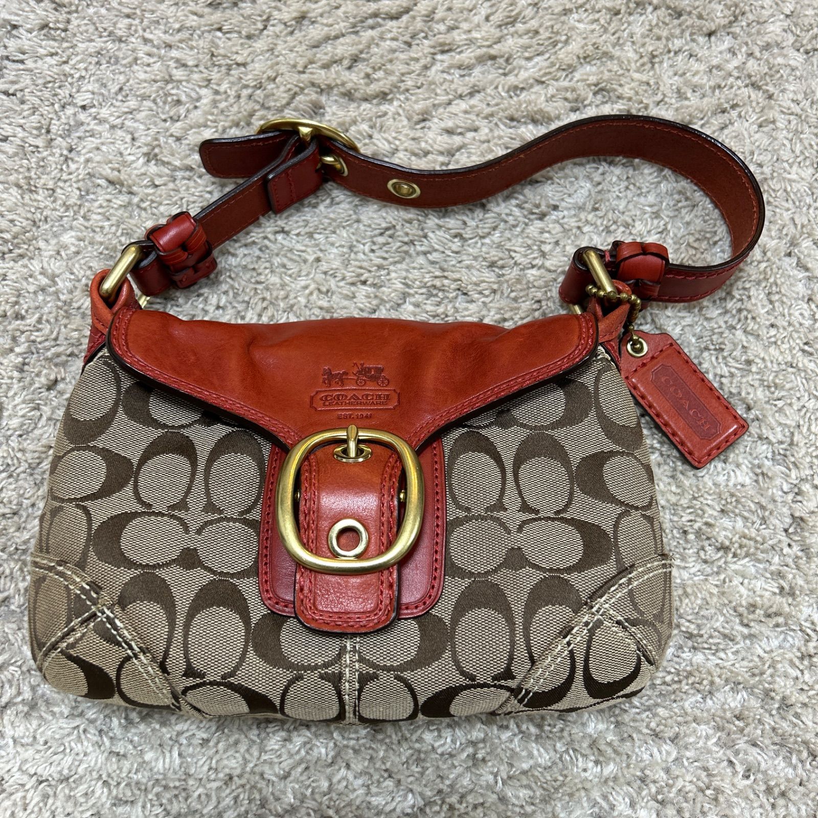 【現品限り】本革　COACH コーチ　ショルダーバッグ　バッグ