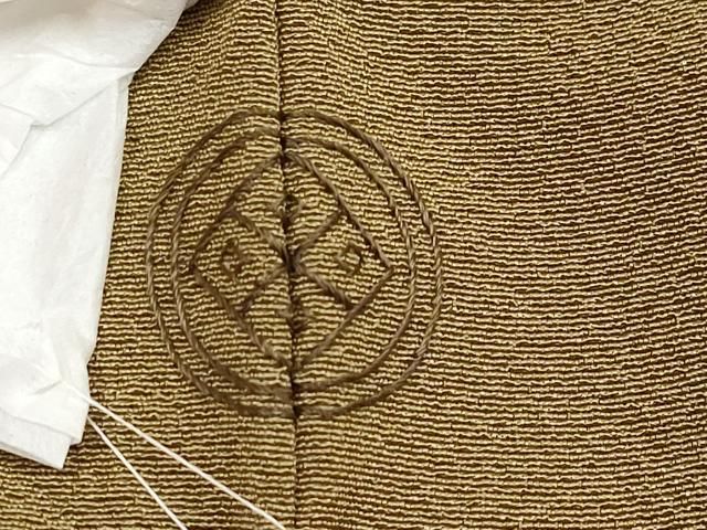 色無地 黄橡色地