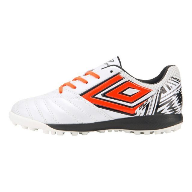 umbro アンブロ アクセレイタ- TR JR WIDE Sホワイト/ブラック/オレンジ 21.5 UU4WJB01WO WO | スポーツ 運動 サッカー フットボール 靴 シューズ サッカーシューズ トレーニングシューズ トレーニング 