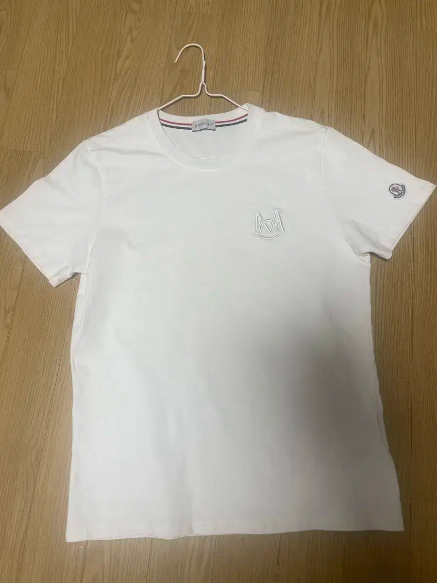 美品♡ MONCLER モンクレール 半袖　4a 104 モンクレール(MONCLER) 半ソデ メンズTシャツ・カットソー