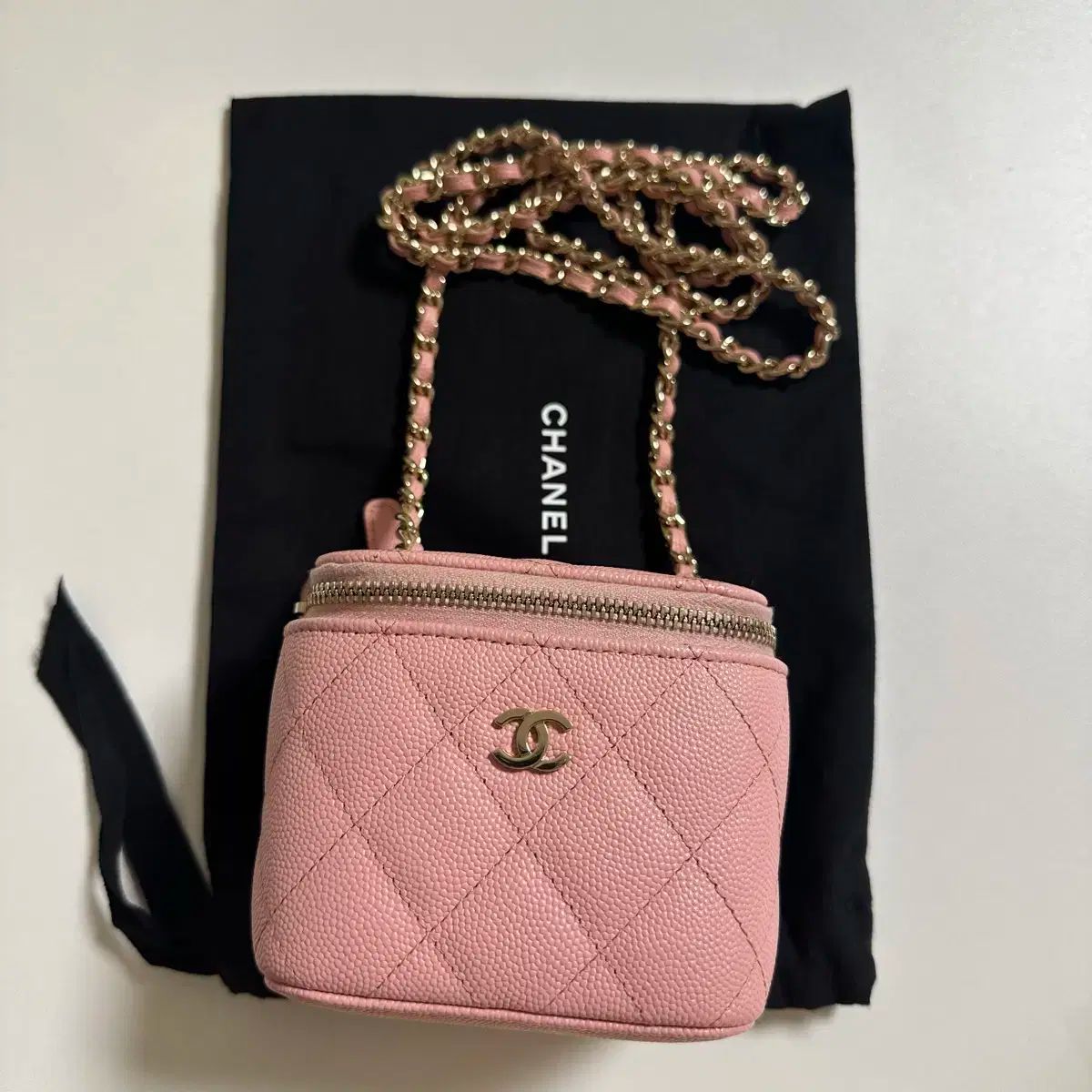 Chanel シャネル バニティ 平方 キャビア ピンク