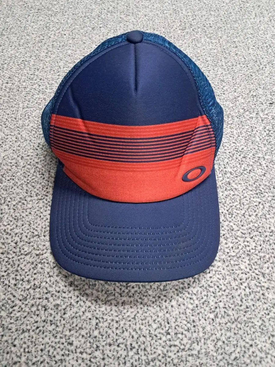 OAKLEY（オークリー) メッシュキャップ