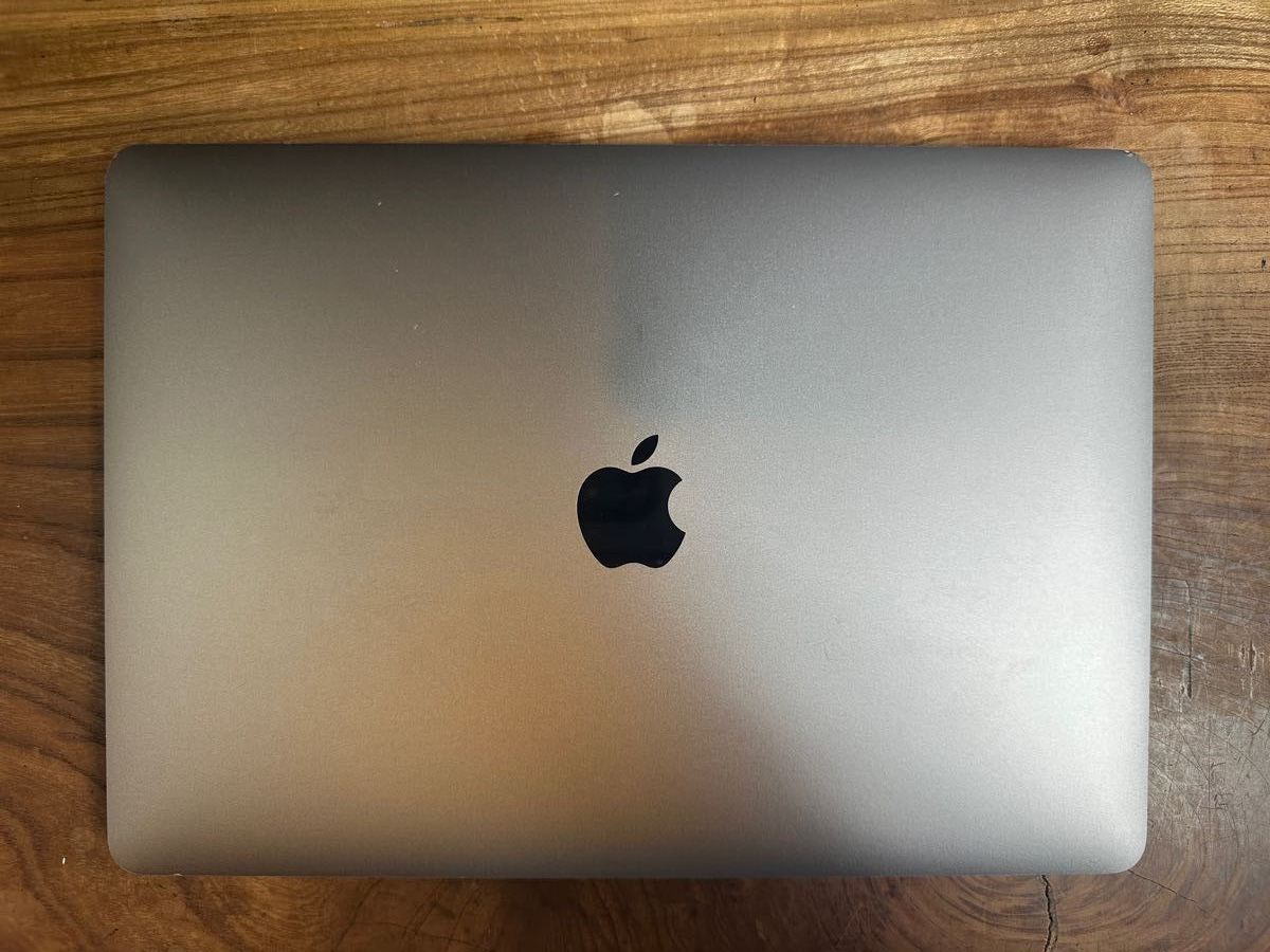 美品新品バッテリー」Apple MacBook PRO Retina 13inch 2017/CPUi5 2.3 