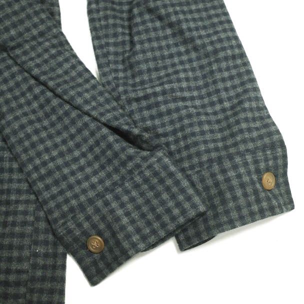 Vivienne Westwood✨オーヴ刺繍 チェック ニットワンピース Vivienne Westwood✨オーヴ刺繍 チェック ニットワンピース