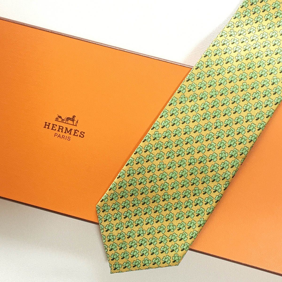 美品 エルメス HERMES ネクタイ シルク100% フランス製 ブラウン HERMES - エルメス HERMES H柄 ネクタイ 衣料品 シルク シルク