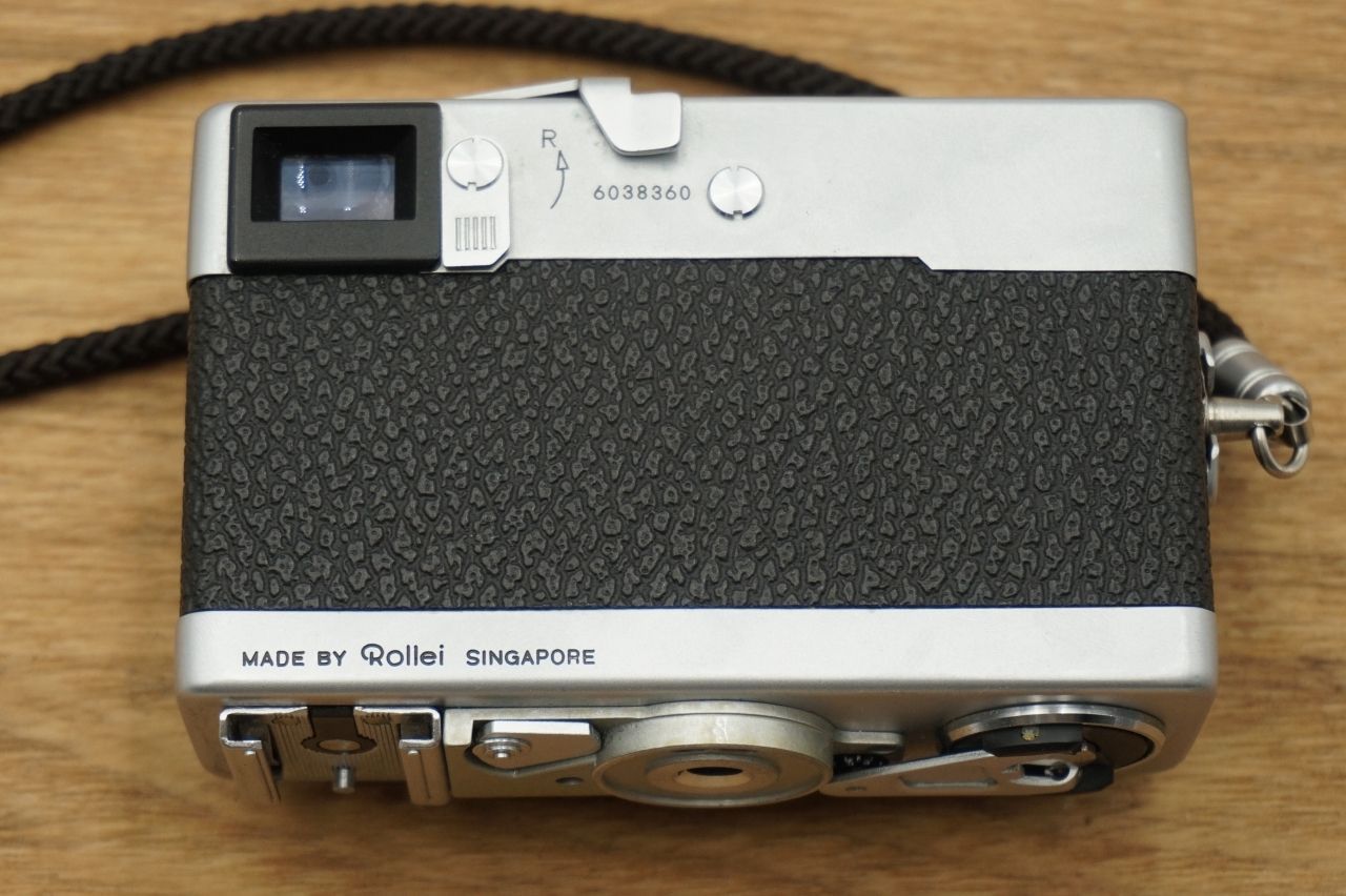 【露出計Ok・動作〇】Rollei 35 ローライ フィルムカメラ シンガポール 9447 美品 Rollei 35 露出計OK シンガポール製 - メルカリ