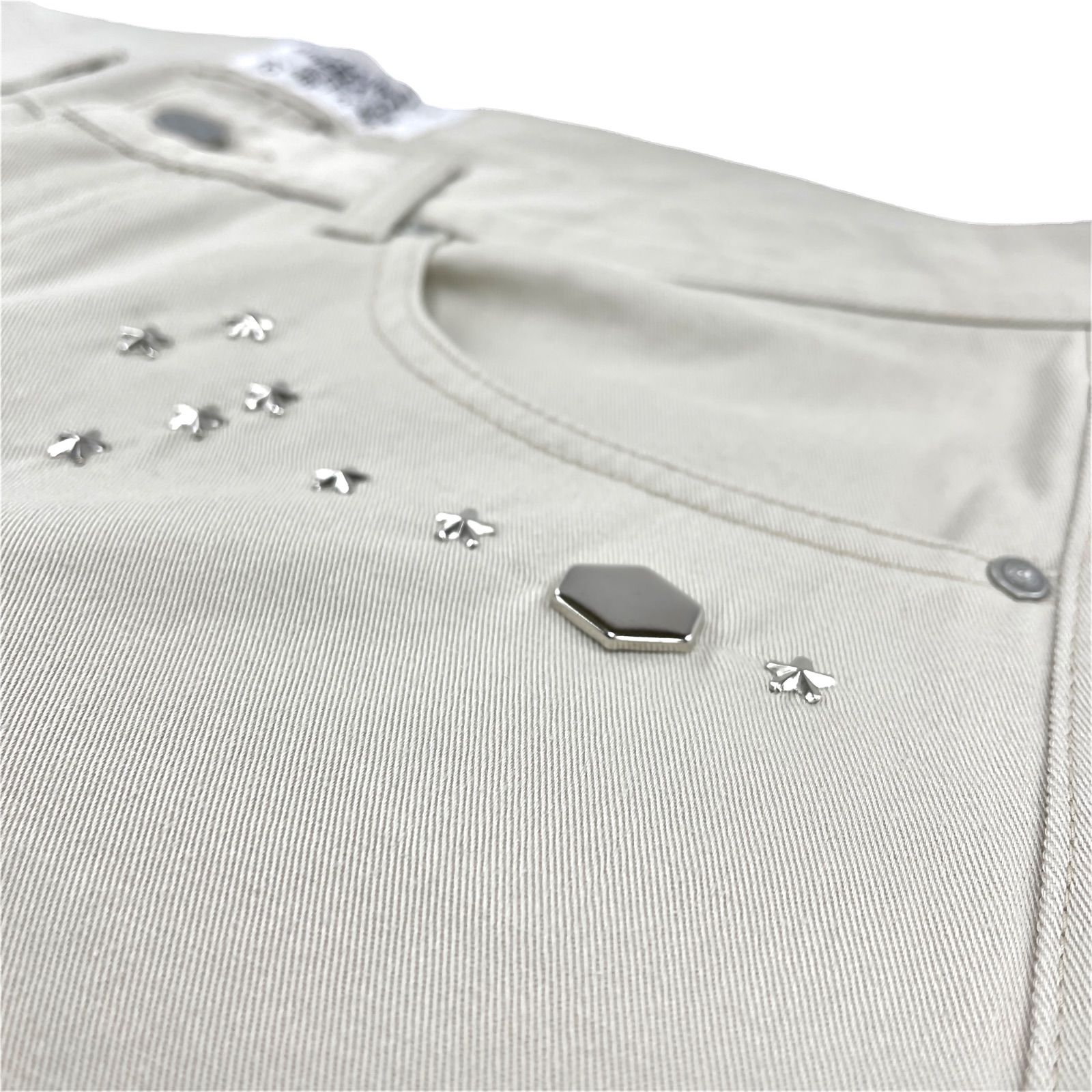 新品 ルーカー バイ ネイバーフッド 星 スタッズ ジーンズ ライトグレー L LUKER BY NEIGHBORHOOD ルーカー バイ ネイバーフッド 星 スター