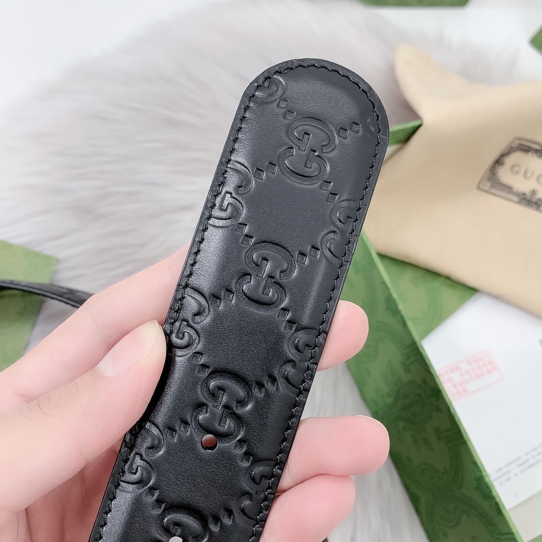 美品‼️ GUCCI ベルト と バックルセット バックル2個付き グッチ キッズ〔チルドレンズ〕ダブルG レザー ベルト | GUCCI公式