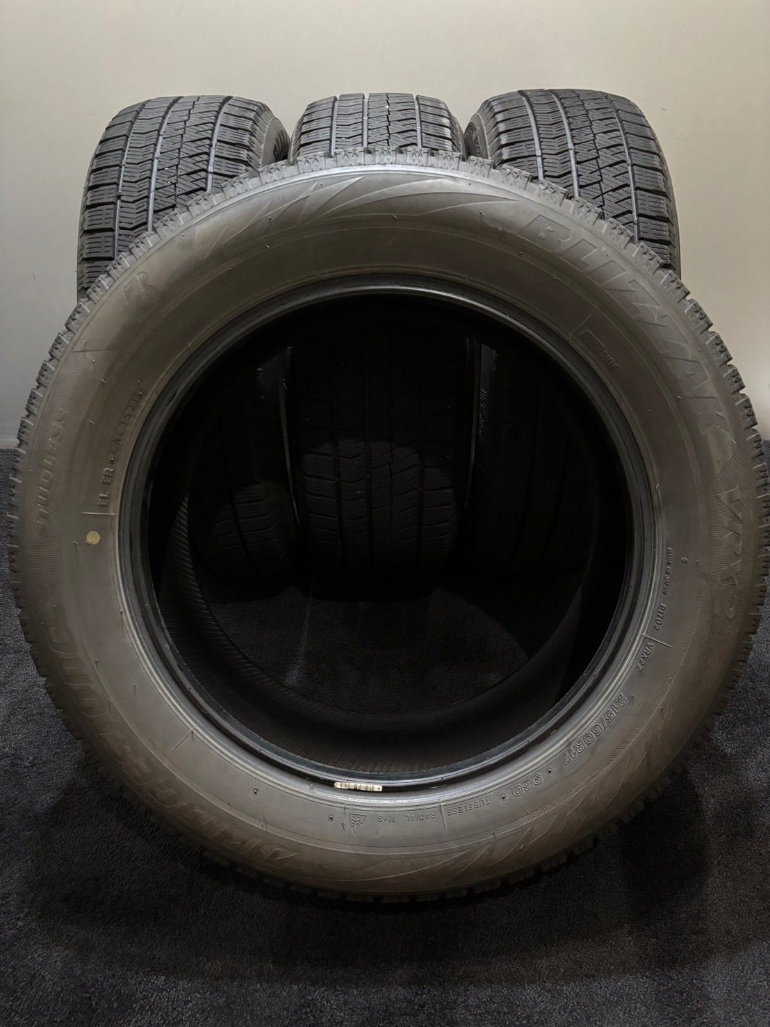 ☆215/60R17 BRIDGESTONE/VRX2 21年製 スタッドレス 4本 ☆215/60R17 BRIDGESTONE/VRX2 21年製 スタッドレス 4本