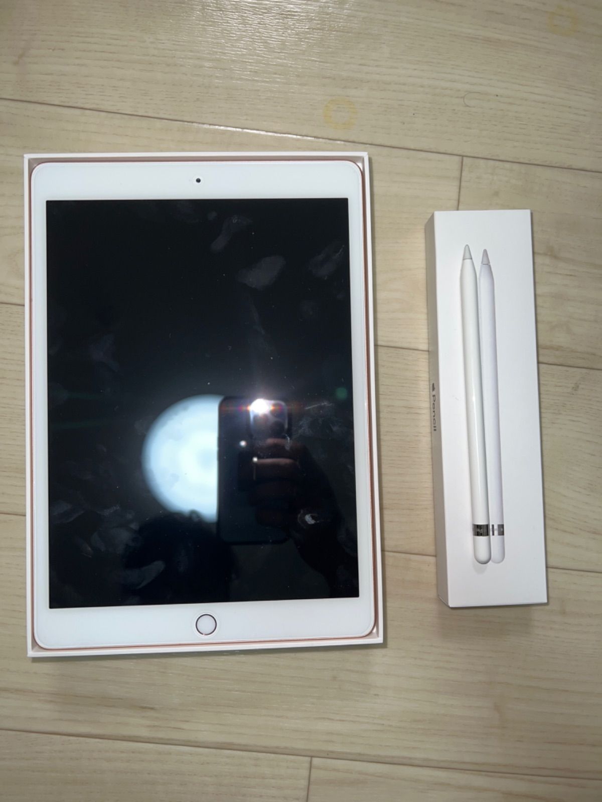 Apple iPad (第７世代) WiFi 32GB ピンクゴールド iPad Wi-Fi + Cellular 32GB - ゴールド（第7世代） [整備済製品