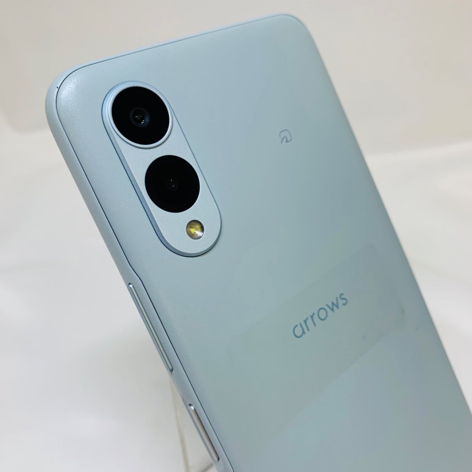 ☆【良品】docomo arrows We2 64GB F-52E ライトブルー