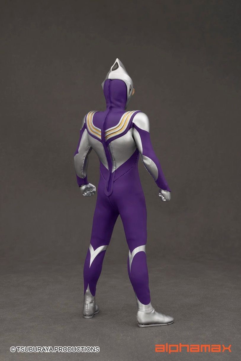 ALPHAMAX ウルトラマン ティガ スカイタイプ ライトアップ機能あり ALPHAMAX ウルトラマン ティガ スカイタイプ ライトアップ機能