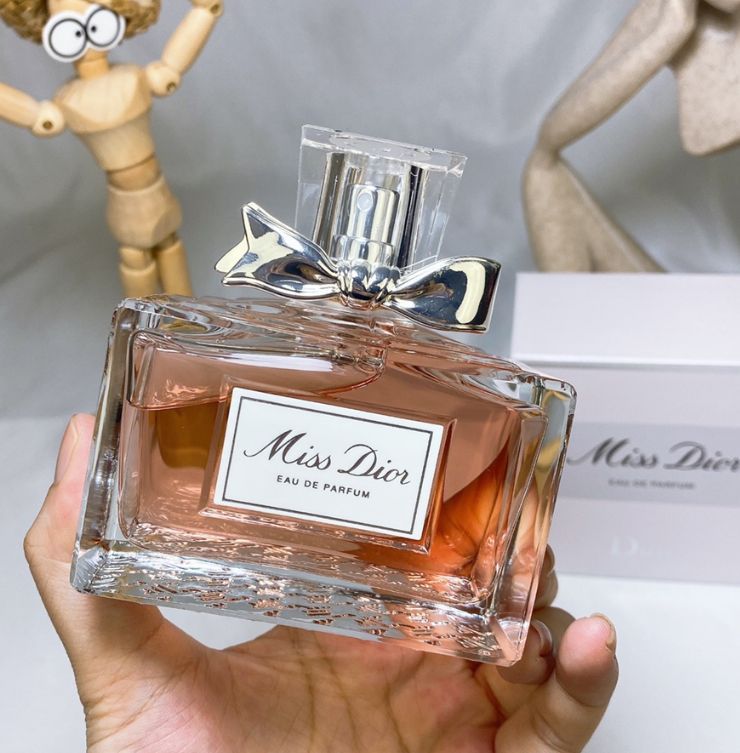 miss Dior アブソリュートリーブルーミング100ml 良けれ