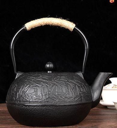 1.8L 高品質 1800ml 鉄急須 伝統模様 南部鉄器 鉄急須 鉄瓶 鉄器 IH 対応 鉄やかん 鉄分補給 蓄熱性に優 Y15