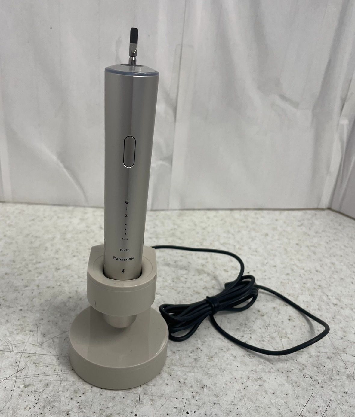 【新品】Panasonic EW-DT63-N 電動歯ブラシ　シャンパンゴールド PANASONIC EW-DT63-N シャンパンゴールド ドルツ [音波振動