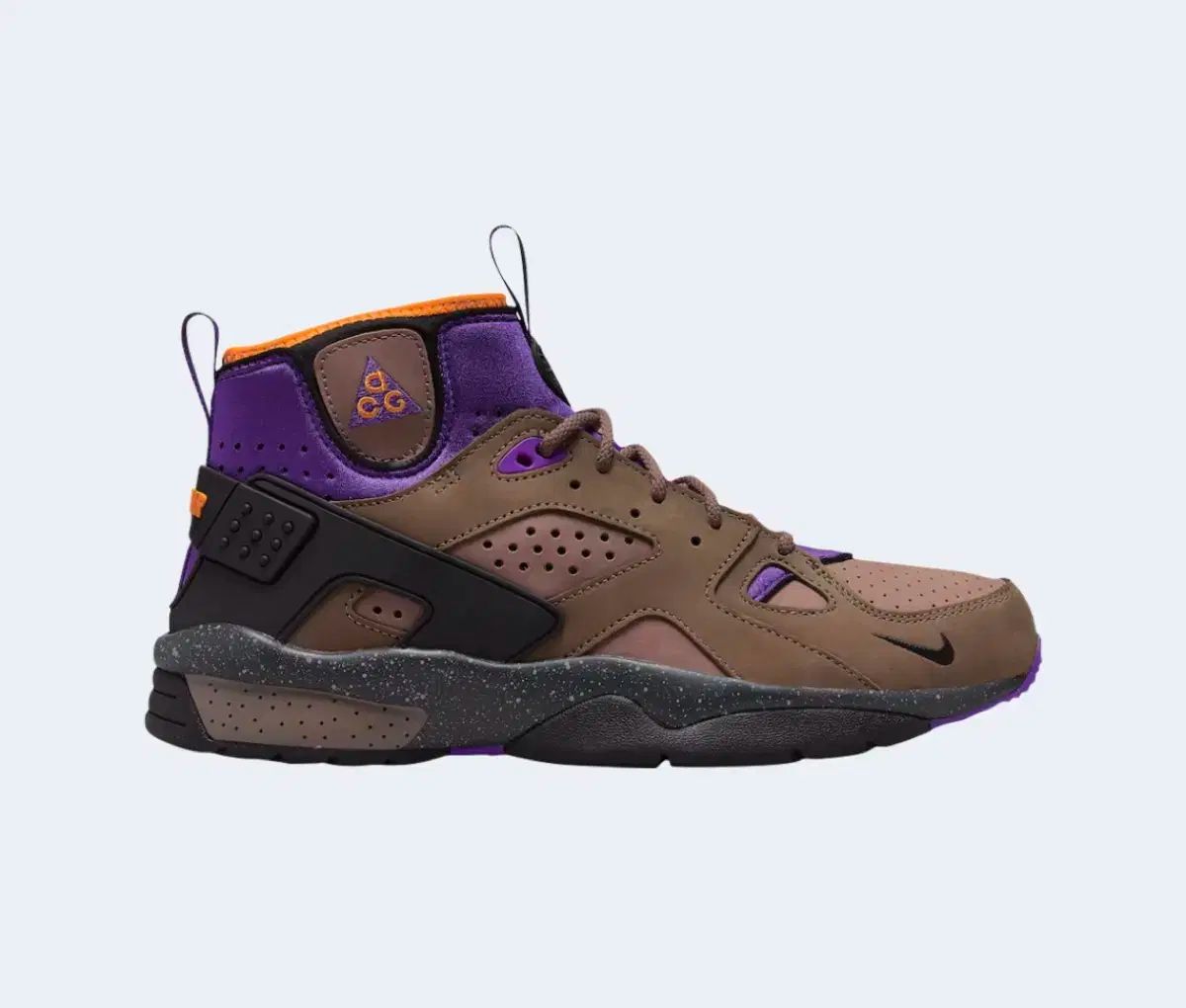 270 NIKE ナイキ ACG エア モワブ トレイル 終わり ブラウン 登山靴