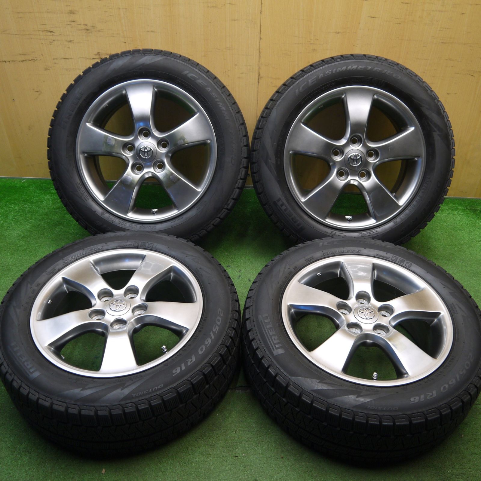 バリ溝 8.5分 トヨタ 30系 エスティマ 純正 205|60R16 スタッドレス ピレリ アイスアシンメトリコ 16インチ PCD114.3|5H 5050902Hス