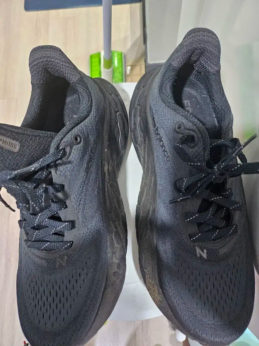 adidas アディダス モアー v4 265 ランニングシューズ