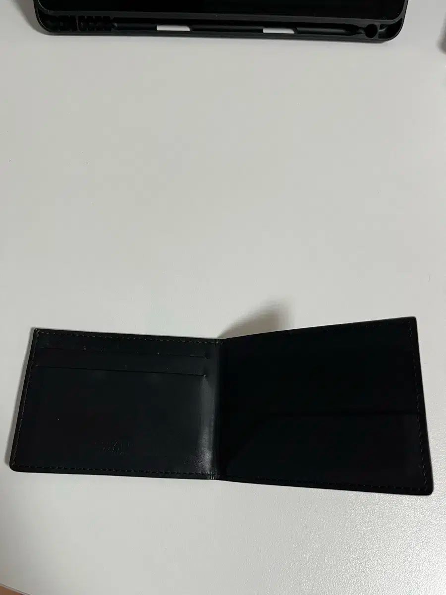 正規品⭐️美品⭐️BOTTEGA VENETA 男女 財布　ボッテガ　ラウンド 楽天市場】【財布】BOTTEGA VENETA ボッテガ ヴェネタ イントレ