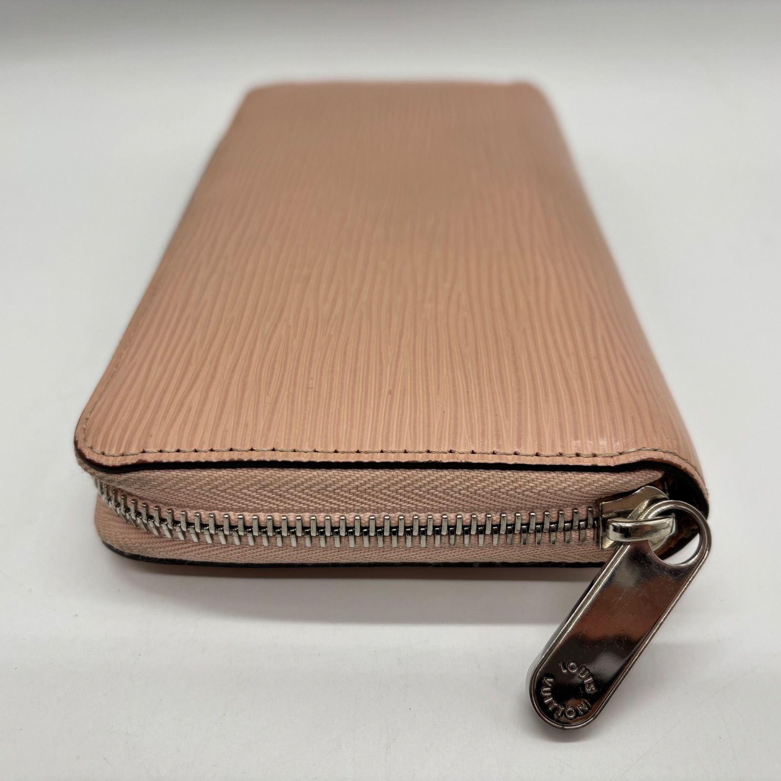 LOUISVUITTON ルイヴィトン ヴィトン エピ ジッピーウォレット