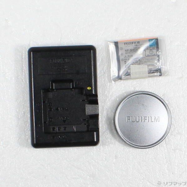 品〕 FUJIFILM X20 S(1200万画素／4倍／シルバー／SDXC)【258】 商品の説明