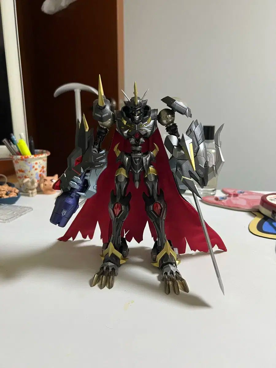 東門 オメガモン x ズワート デジタルモンスター フィギュア