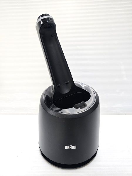 展示品　美品　ブラウン　シェーバー　シリーズ7 本体　5764 ブラック 本体のみ 未使用 展示品 】 ブラウンシェーバー シリーズ7