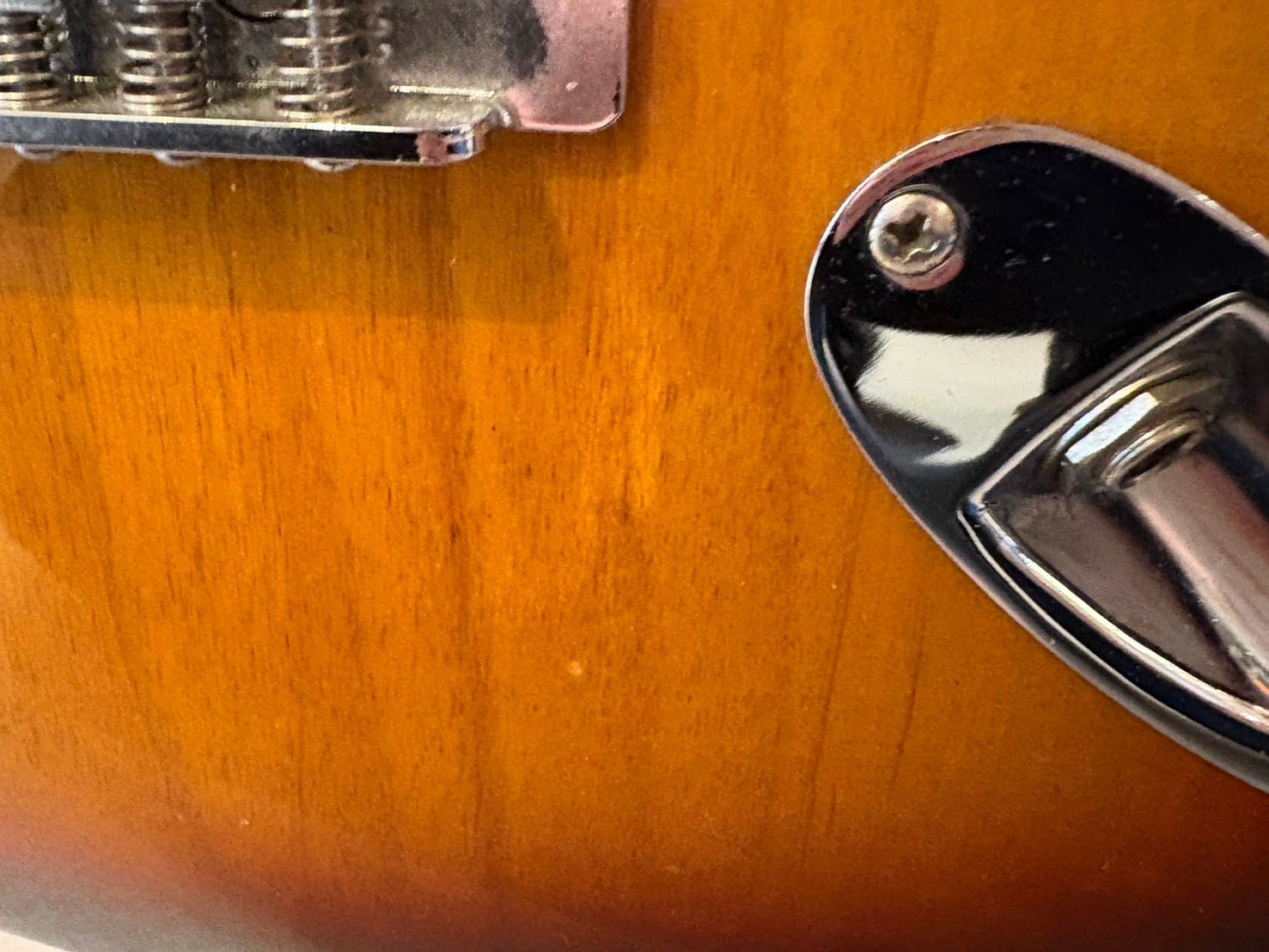 ◇FERNANDES フェルナンデス エレキギター サンバースト 最も安い