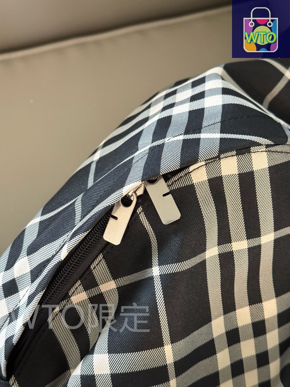 今日WTO】Burberry バーバリー デニムバッグ 軽量で容量があるの
