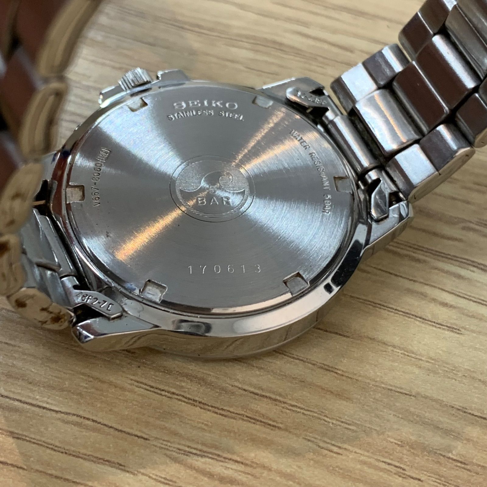 ✨可動品✨SEIKO V657-8060 クロノグラフ デイト アイボリー 動作未確認】【美品】SEIKO V657-8060 クロノグラフ デイト