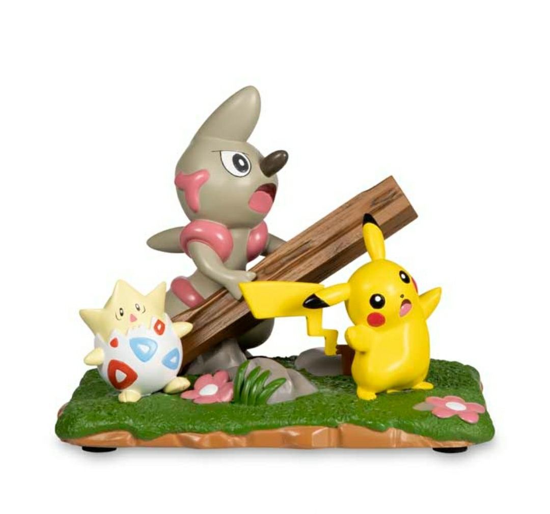 入手困難 アメリカポケセン限定 ピカチュウ カビゴン ブックスタンド