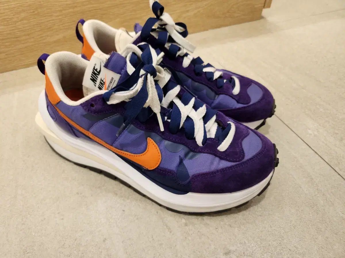 NIKE ナイキ sacai サカイ ヴェイパーワッフル