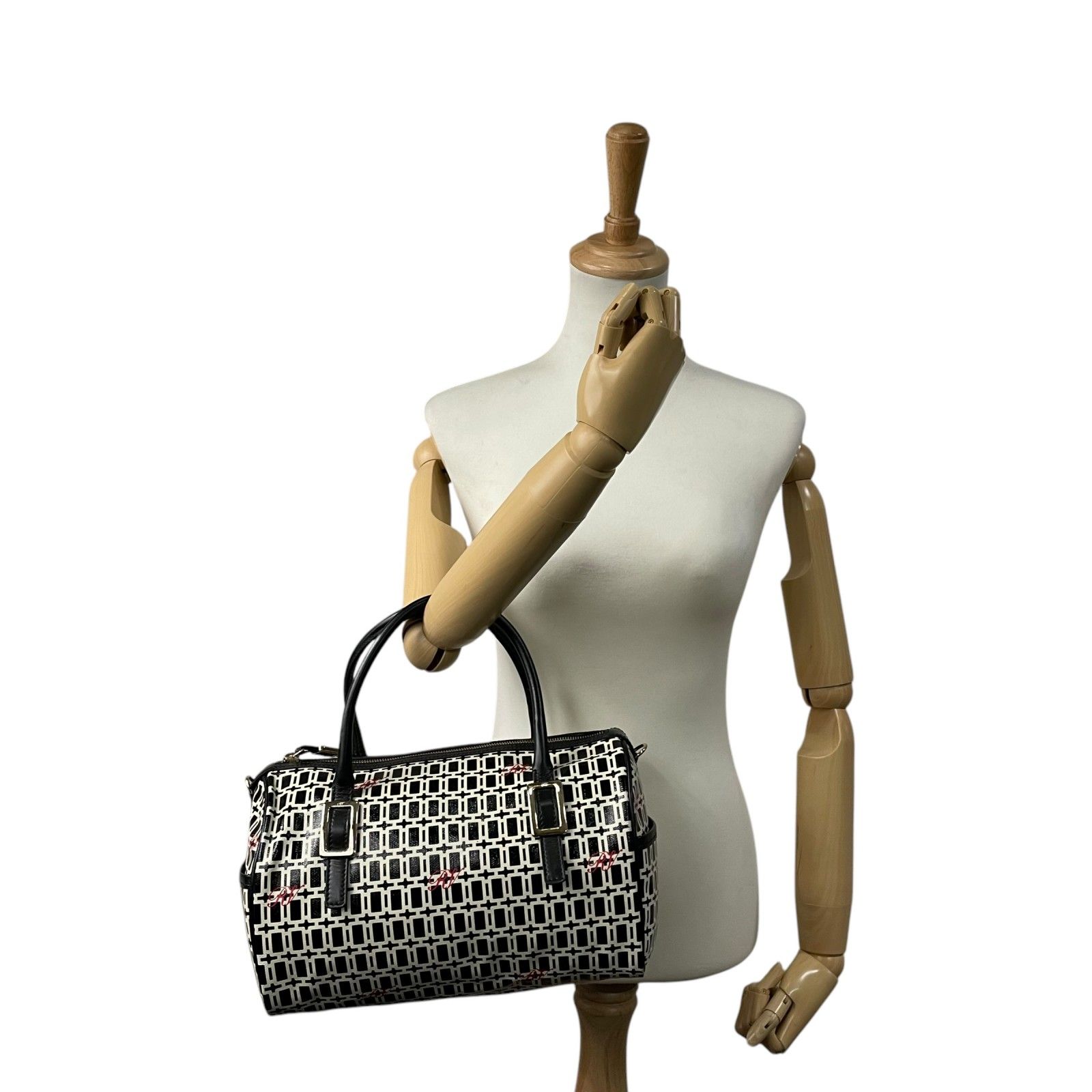 Roger Vivier ロジェヴィヴィエ ボストンバッグ ショルダー