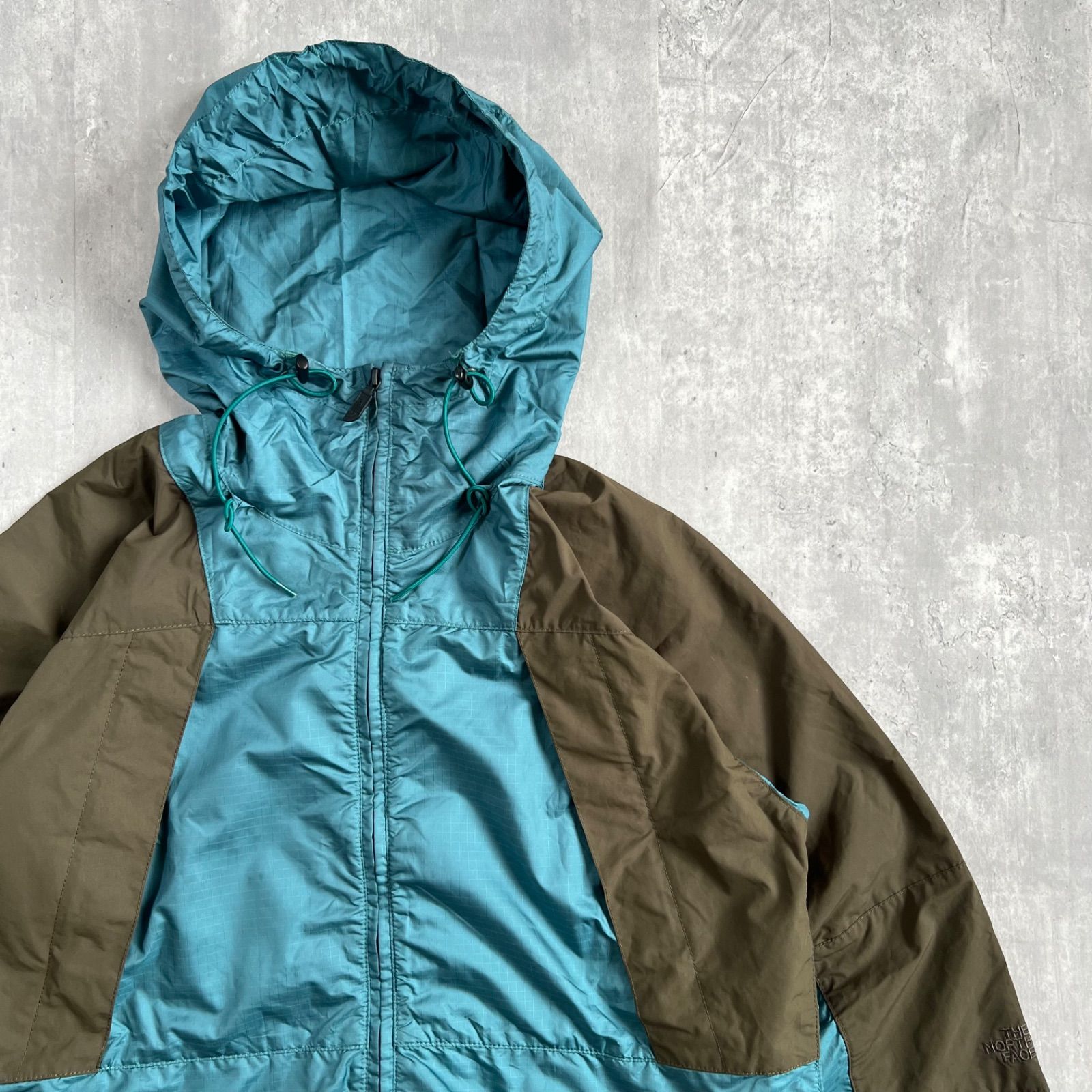 カジュアルにまとう、 THE NORTH FACE PURPLE LABELの別注マウンテン 