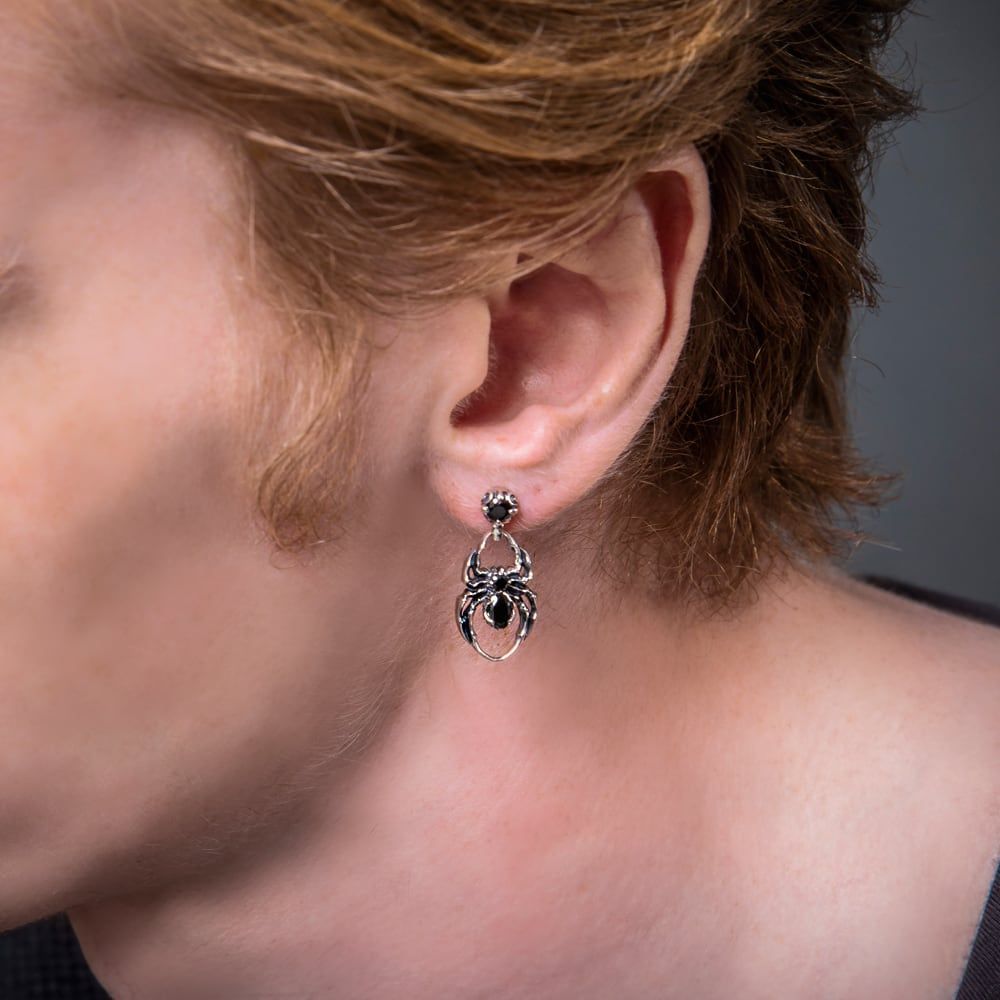 スパイダーピアス