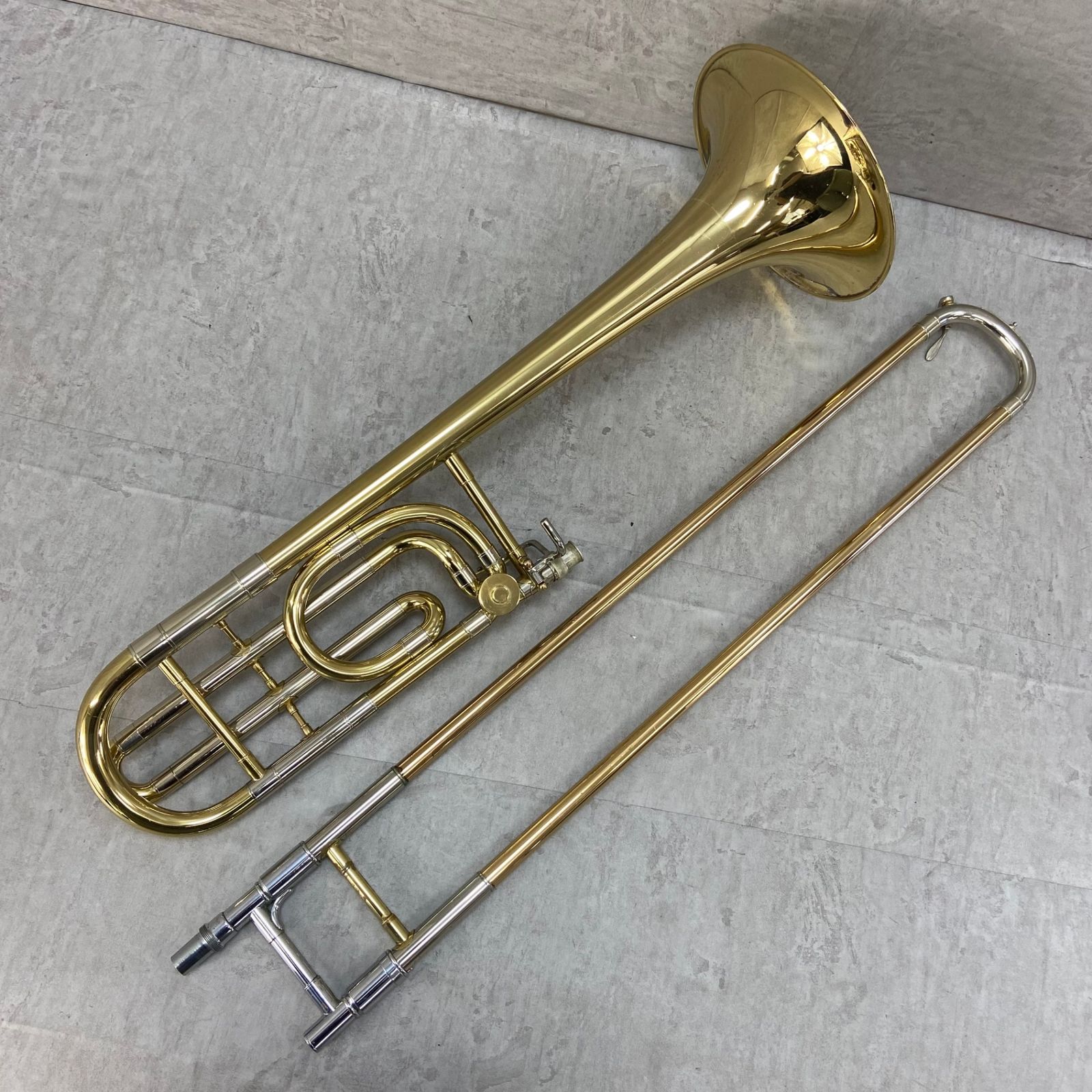 BLESSING　テナーバストロンボーン　金管楽器　ラッカー　ハードケース BLESSING テナーバストロンボーン TenorBass Trombones 金管楽器