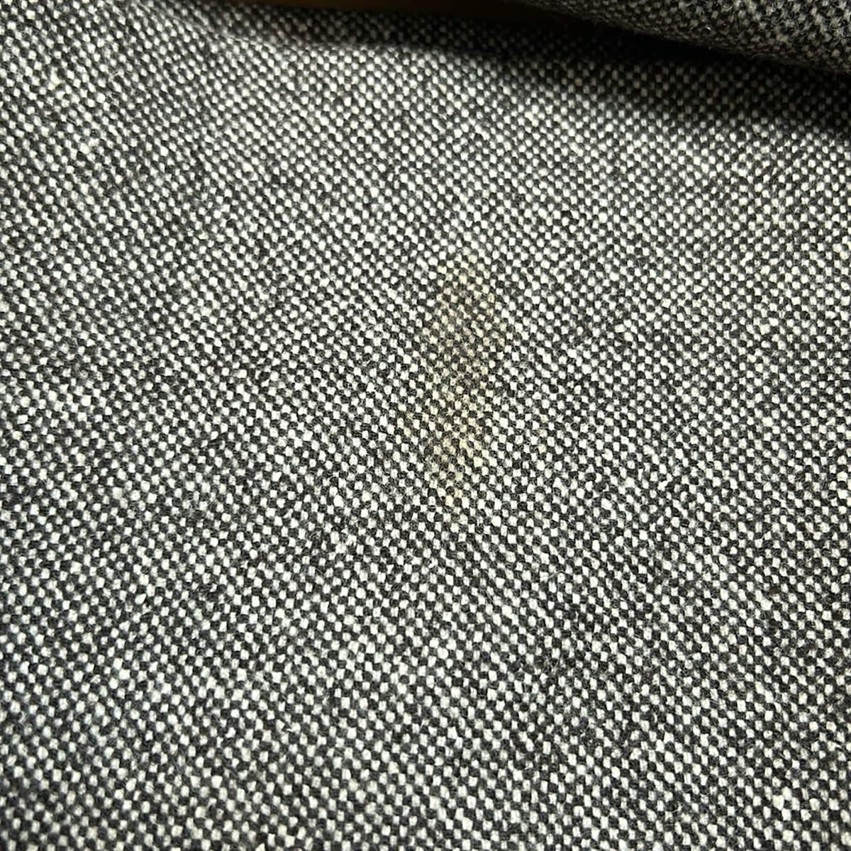 - ダークブラウン