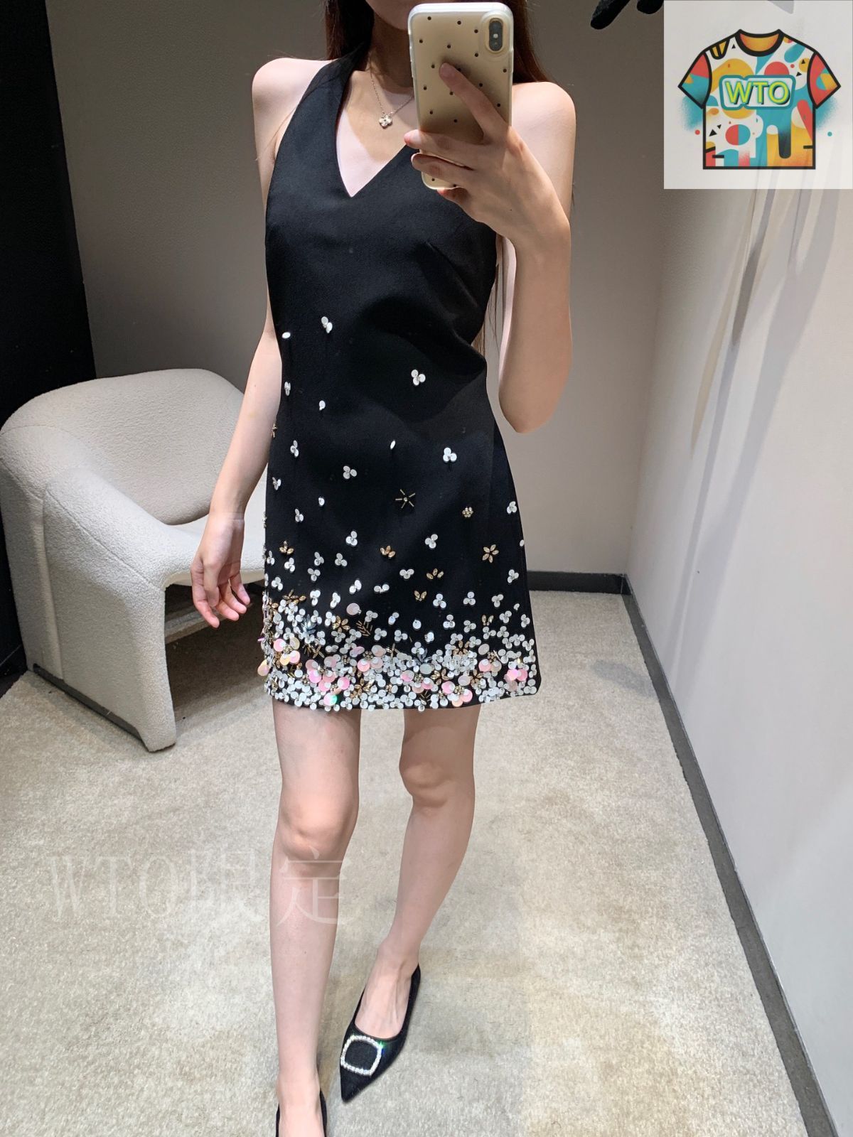 miumiu リトルブラックドレス 今日特価】MiuMiu 手作りストーン ネックレスタイプ ノーバック