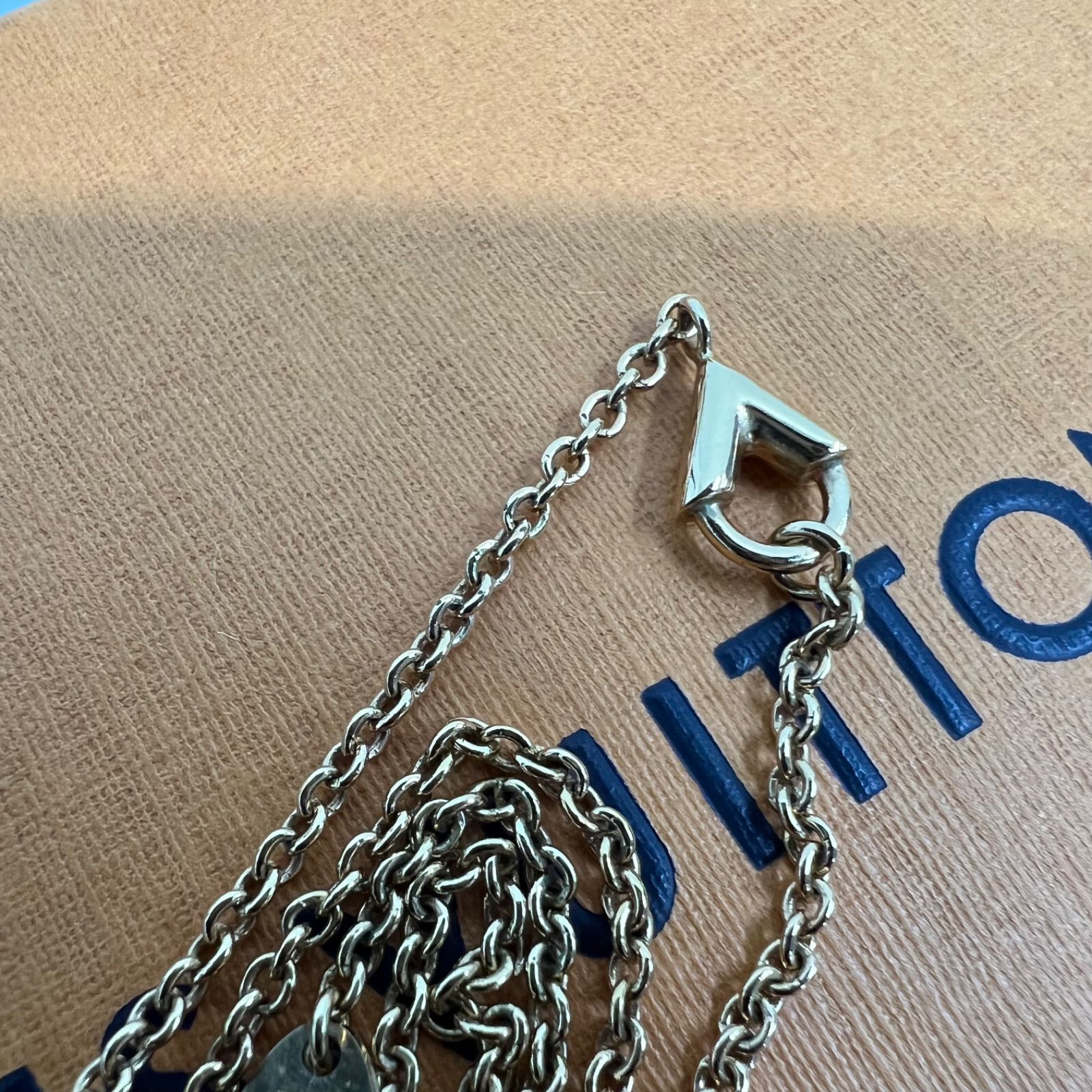 ◾︎【美品】LOUIS VUITTONルイヴィトン ネックレス ダイス