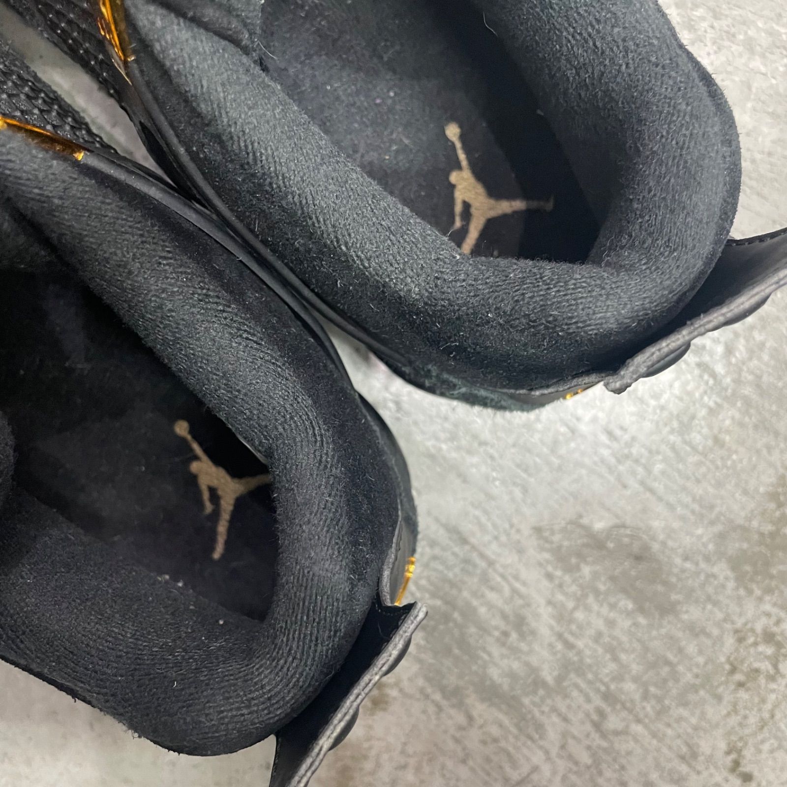 NIKE AIR JORDAN 4 RETRO ROYALTY ロイヤリティ ジョーダン4