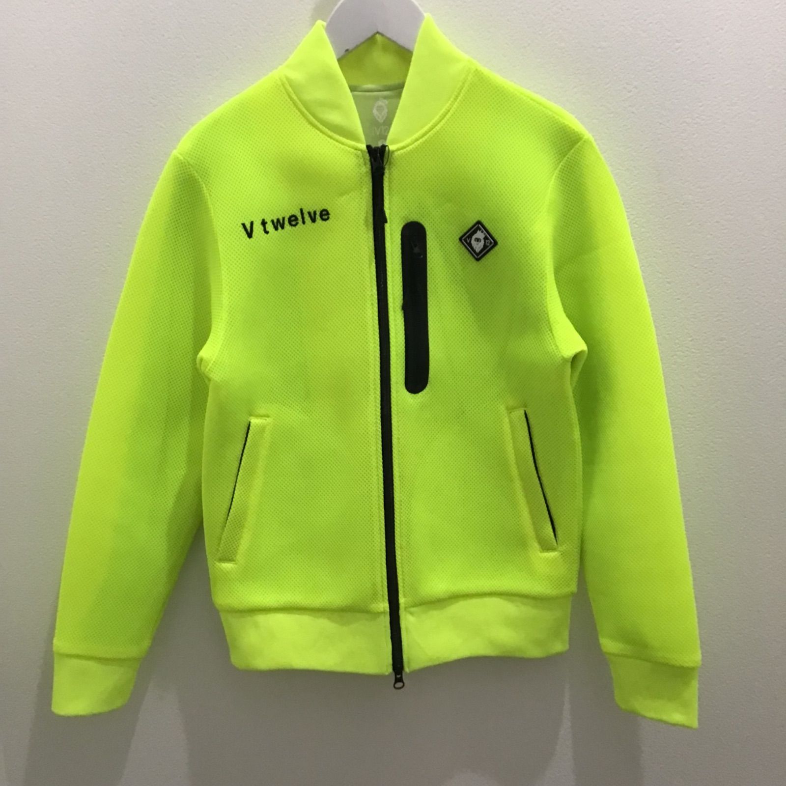 新品】 V12 V-12 ゴルフ レディース V122320-JK04 YACHT JKT